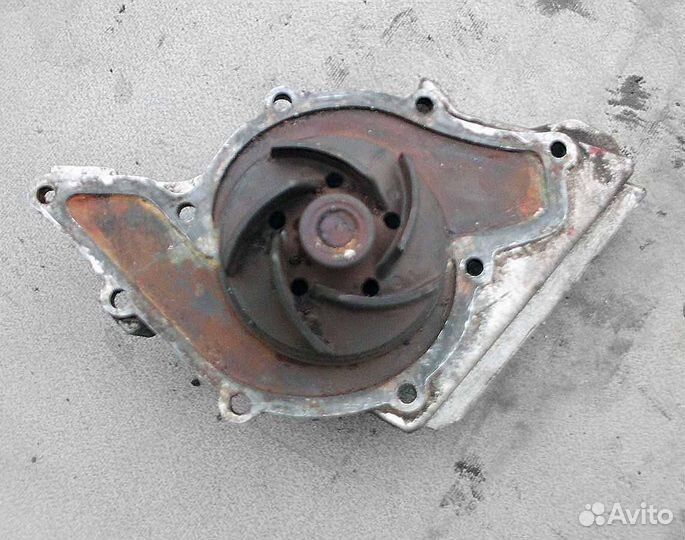 Помпа Audi 100 C4 2.6 V6