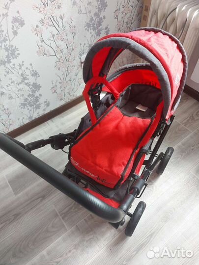 Коляска для кукол