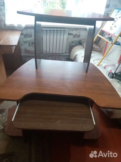 Компьютерный стол