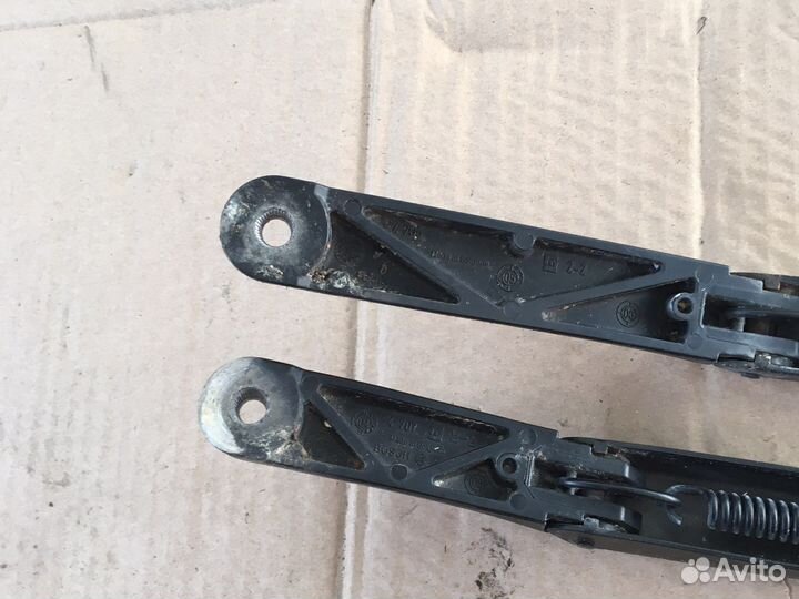 Поводок дворника Skoda Octavia A5 (3278)