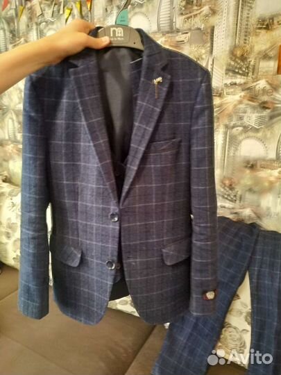 Костюм тройка на мальчика 146