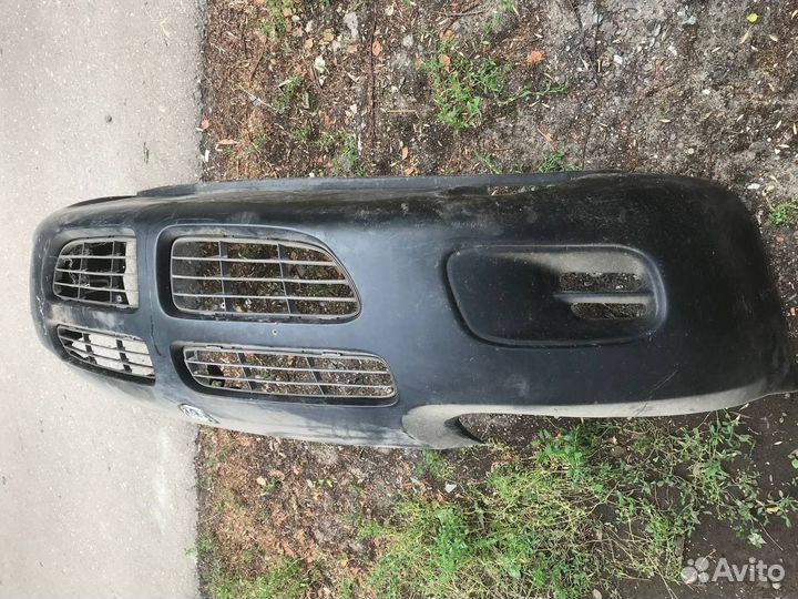 Бампер передний dodge stratus