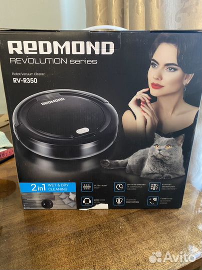 Робот пылесос Redmond RV-R350