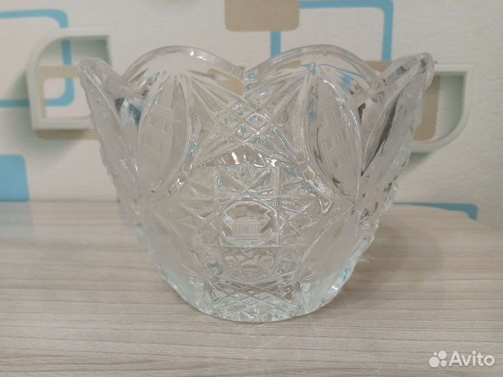 Вазы для цветов, конфет, салатов