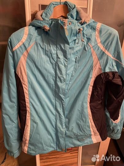 Куртка горнолыжная