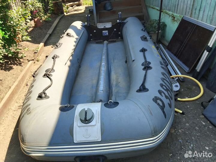 Надувная лодка пвх бу с мотором