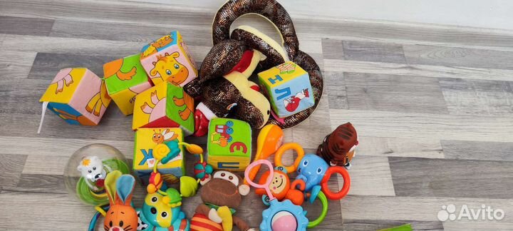 Игрушки погремушки пакетом
