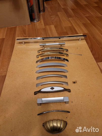 Мебельные ручки