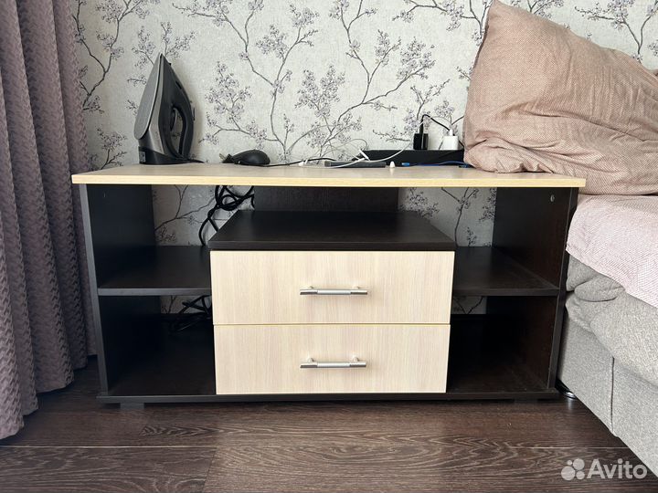 Тумбочка прикроватная бу