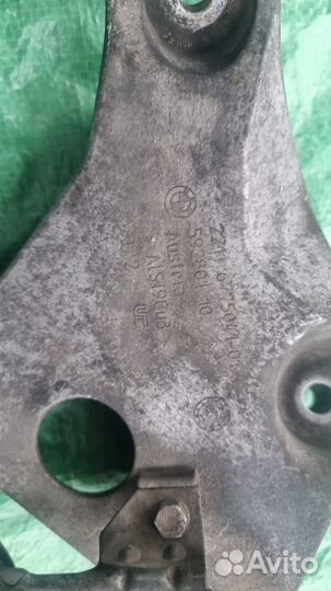 Подушки двигателя бмв е90