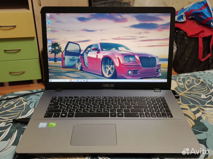 Asus 33 17.3