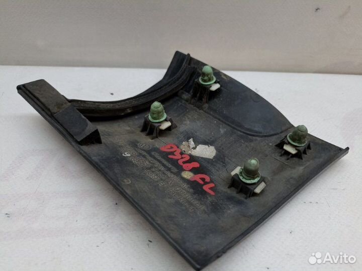 Молдинг передний левый Volkswagen Touareg 7L AXQ