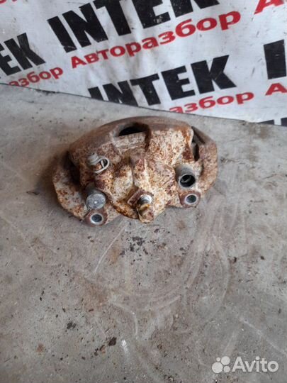 Суппорт передний левый Opel Astra H 2008