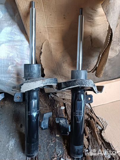 Амортизаторы для Мазда3