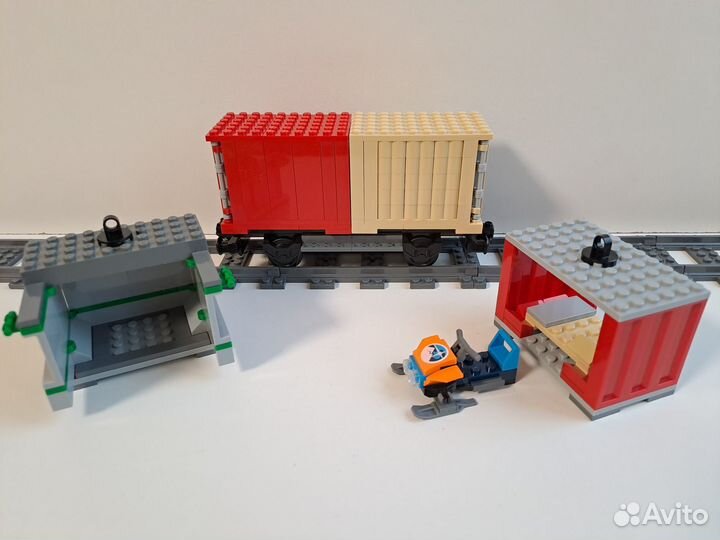 Lego конструктор железная дорога, поезд