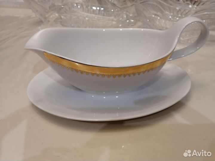 Фарфоровый соусник