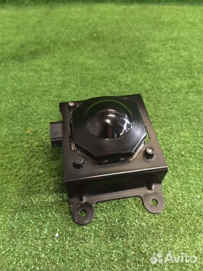 Датчик радарный передний Volkswagen Touareg CR7