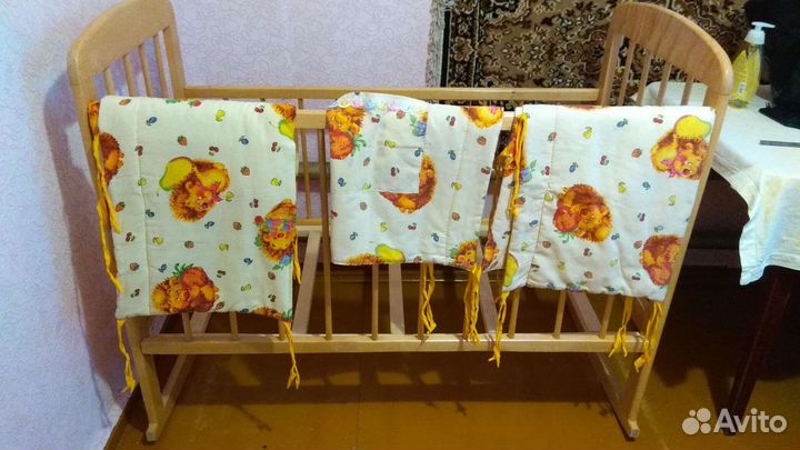 Бортики в детскую кроватку