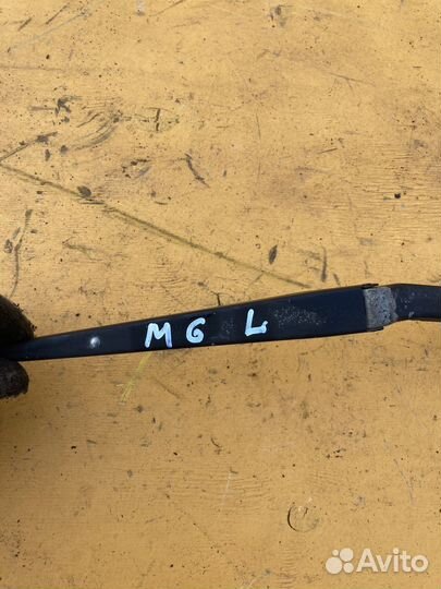 Поводок дворника для Mazda 6 GG 2002-2007