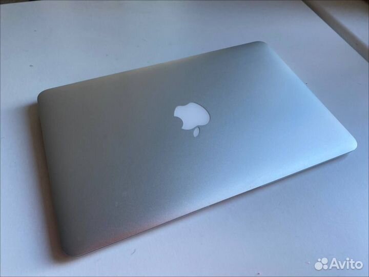 Apple macbook air 11 2015