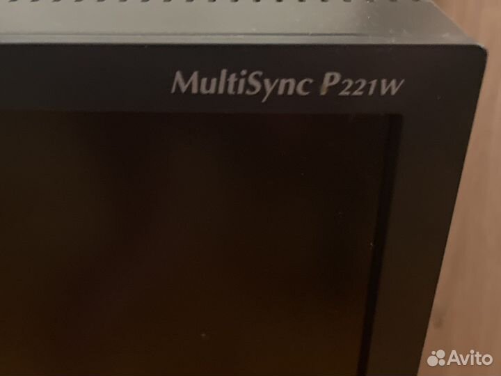 Монитор NEC MultiSync p221w