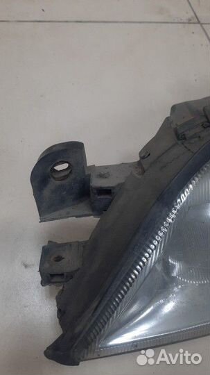 Фара передняя левая Opel Vectra