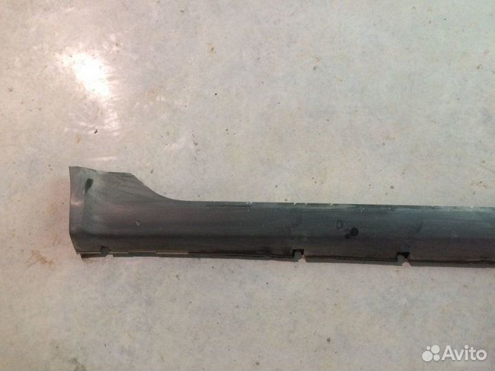 Накладка порога правая LADA Vesta