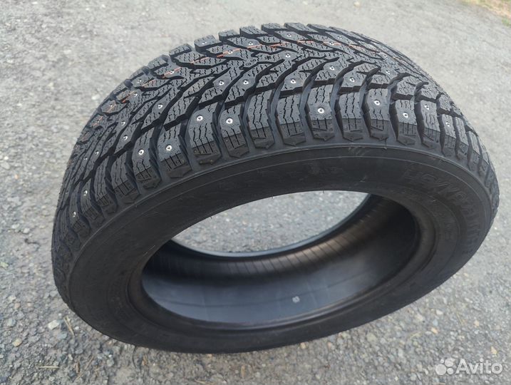 Nokian Tyres Hakkapeliitta 9 215/55 R17 98T