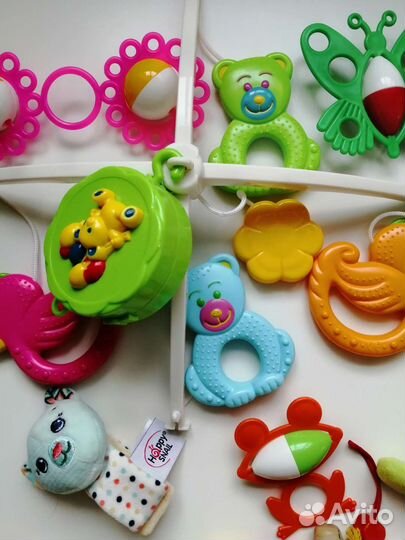 Детские развивающие игрушки пакетом до года