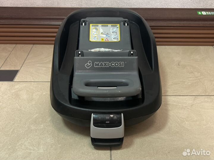 Автомобильное кресло maxi cosi pearl