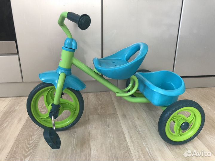Велосипед трехколёсный