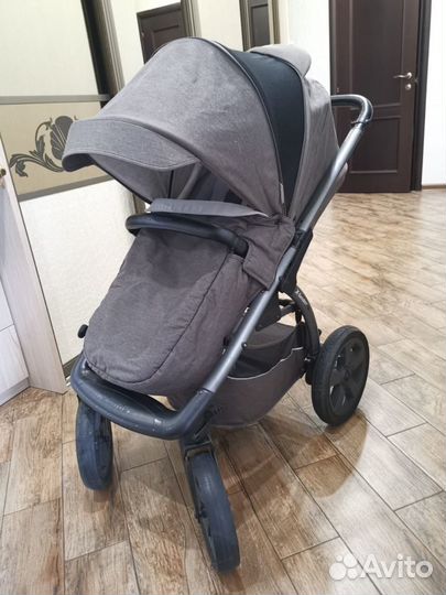Коляска в отличном состоянии