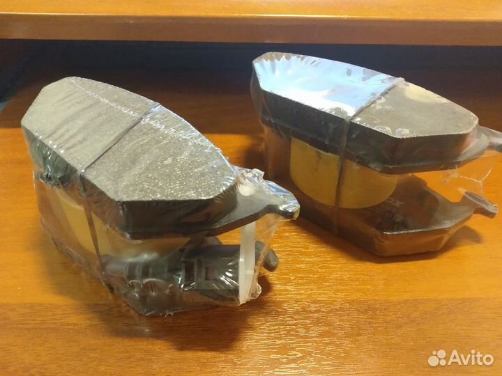 Тормозные колодки Fenox. Передние