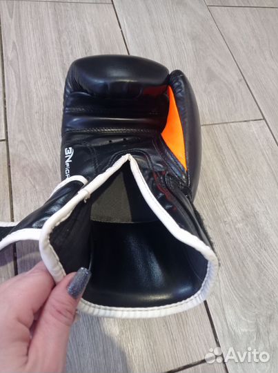 Перчатки для смешанных единоборств,щитки