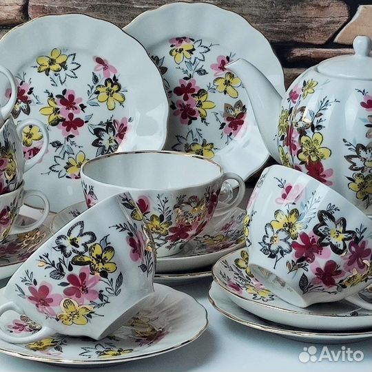 Рига Кофейник, 6 тарелок