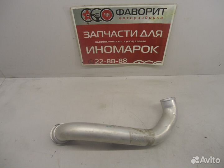 Патрубок интеркулера правый (Mercedes-Benz GLE)