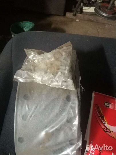 Накладки тормозные исузу