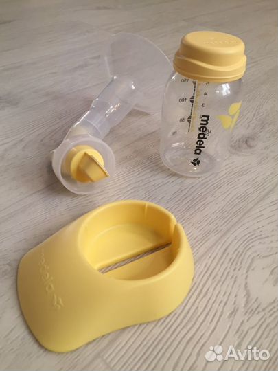 Молокоотсос medela ручной