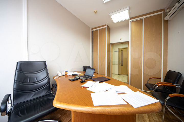 Продам офис, 425 м²