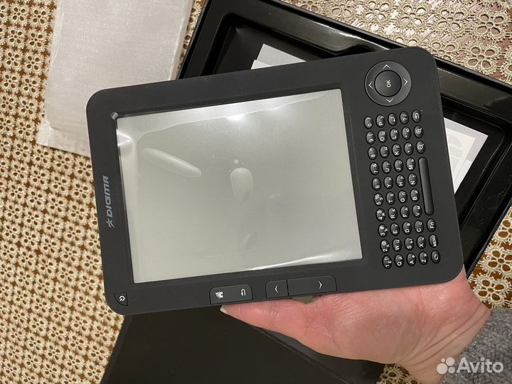 Электронная книга digma q600