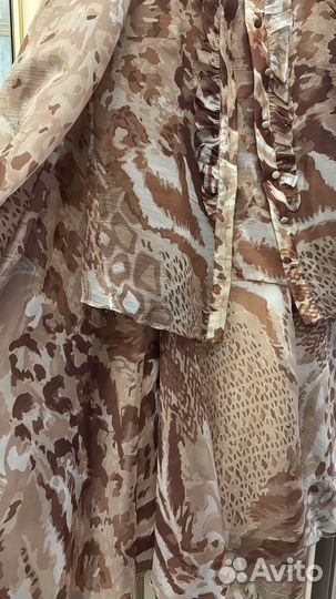 Костюм женский нарядный