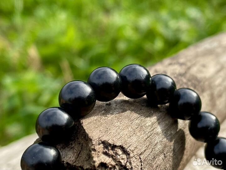 Браслет из Карельского Шунгита