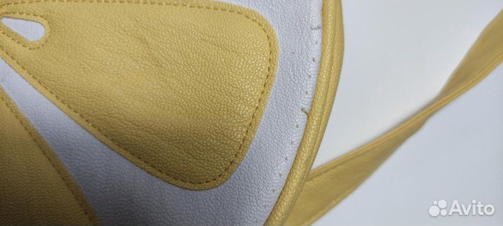 Сумка в виде лимона с монетницей Avon