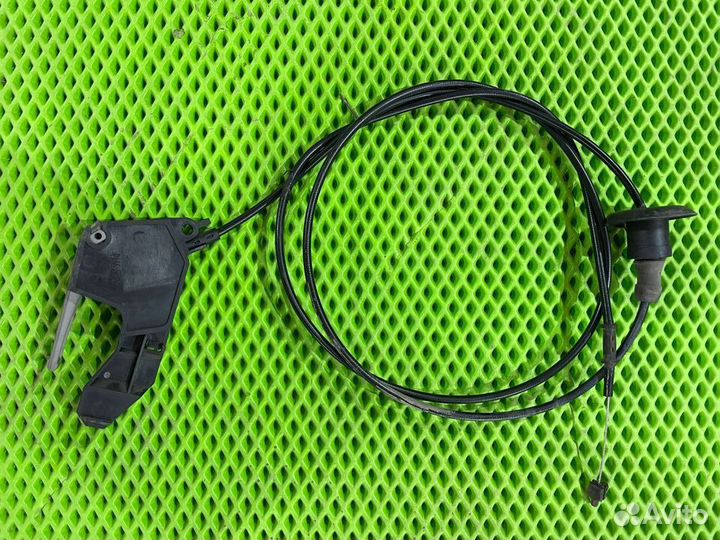 Трос открывания капота Peugeot 308