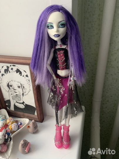 Кукла Монстер Хай Спектра базовая