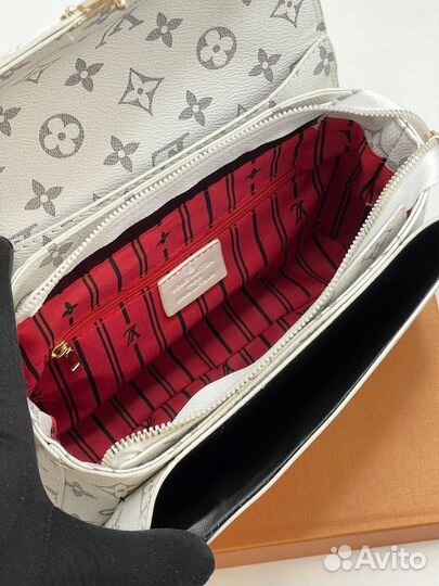 Сумка Louis Vuitton