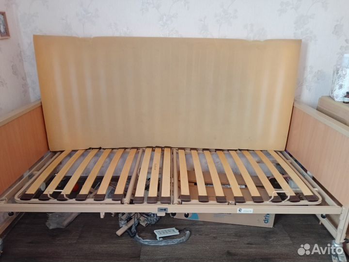 Кровать для лежачих больных с электроприводом