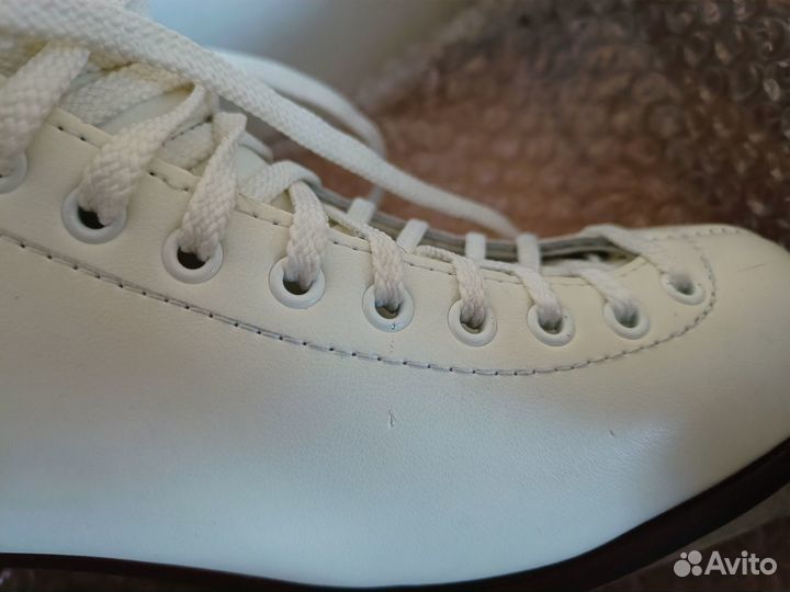 Продам коньки wifa 8ll 41