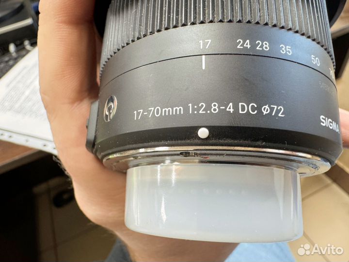 Зеркальный фотоаппарат nikon d5600 body + объектив