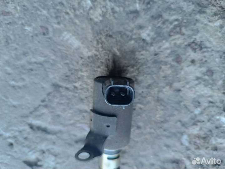 Клапан vvti mitsubishi outlander 1